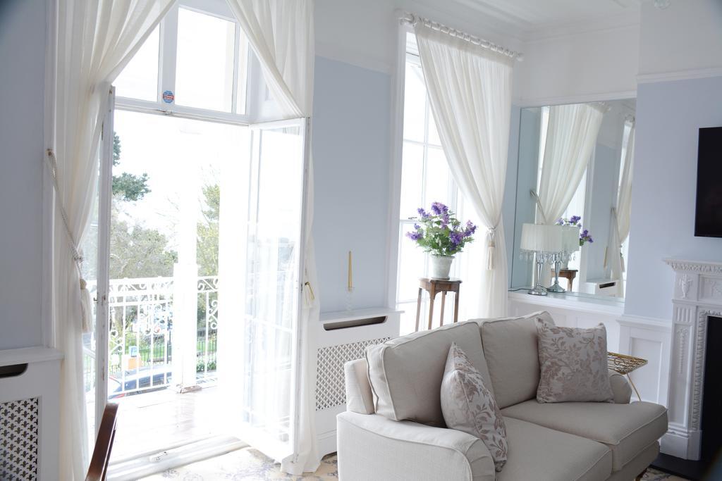 Pier View Self Catering Luxury Apartments Саутенд-он-Си Экстерьер фото