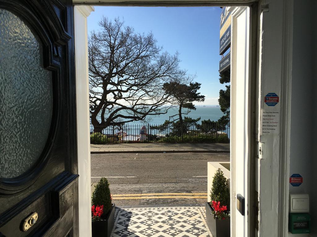 Pier View Self Catering Luxury Apartments Саутенд-он-Си Экстерьер фото